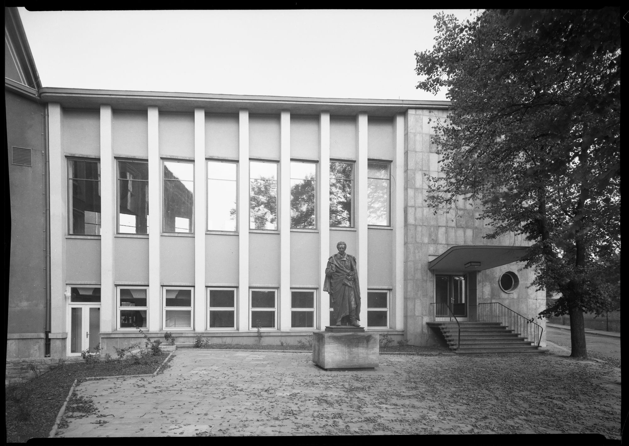 ZFF_1786_N002