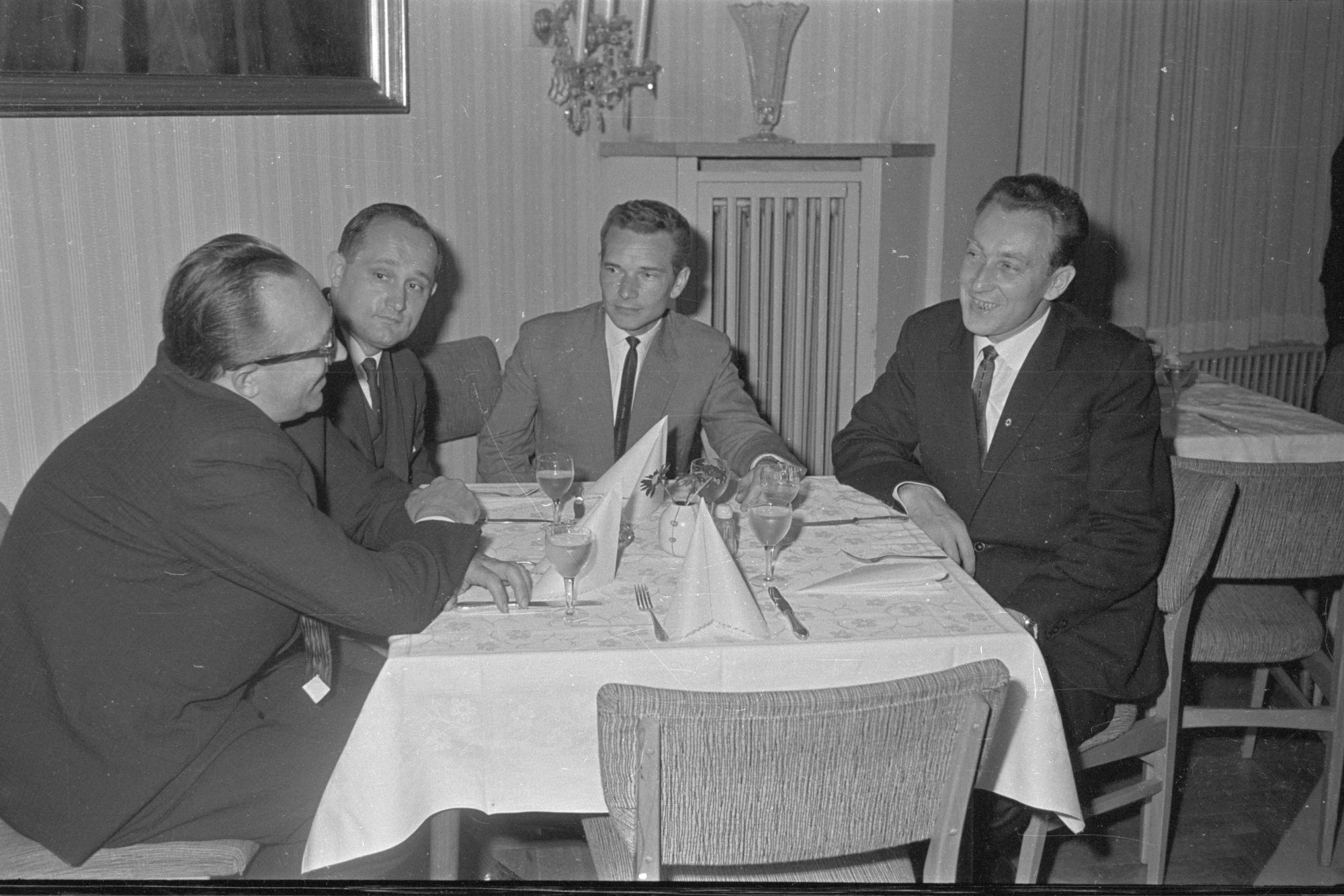ZFF_1893_N018