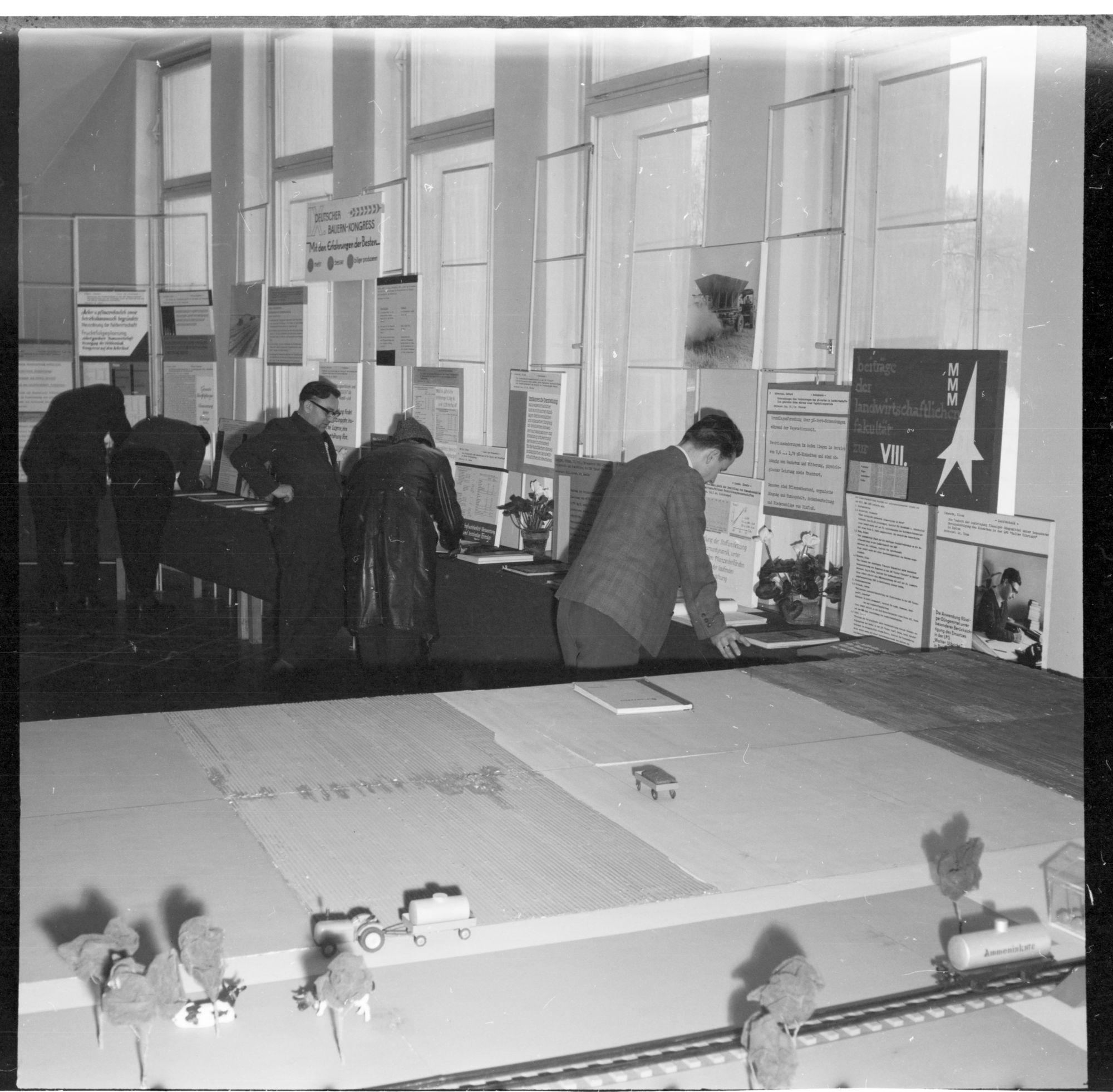 ZFF_1966_N005