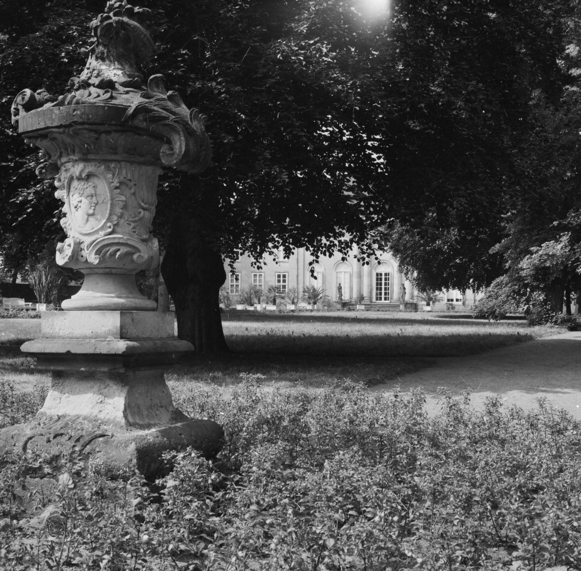 ZFF_4037_02_N003