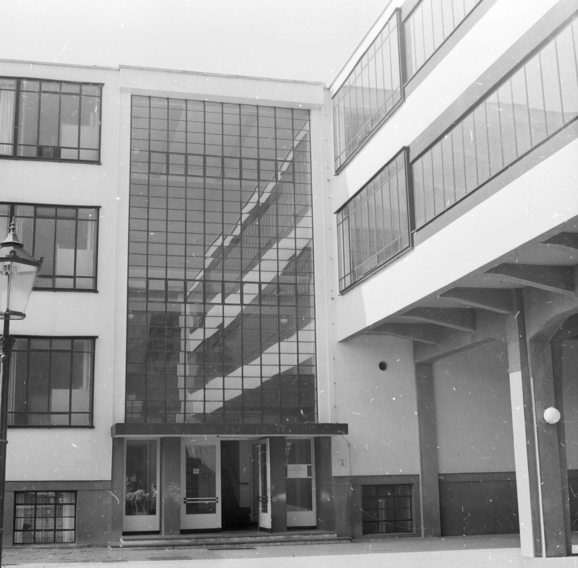 ZFF_4037_02_N009