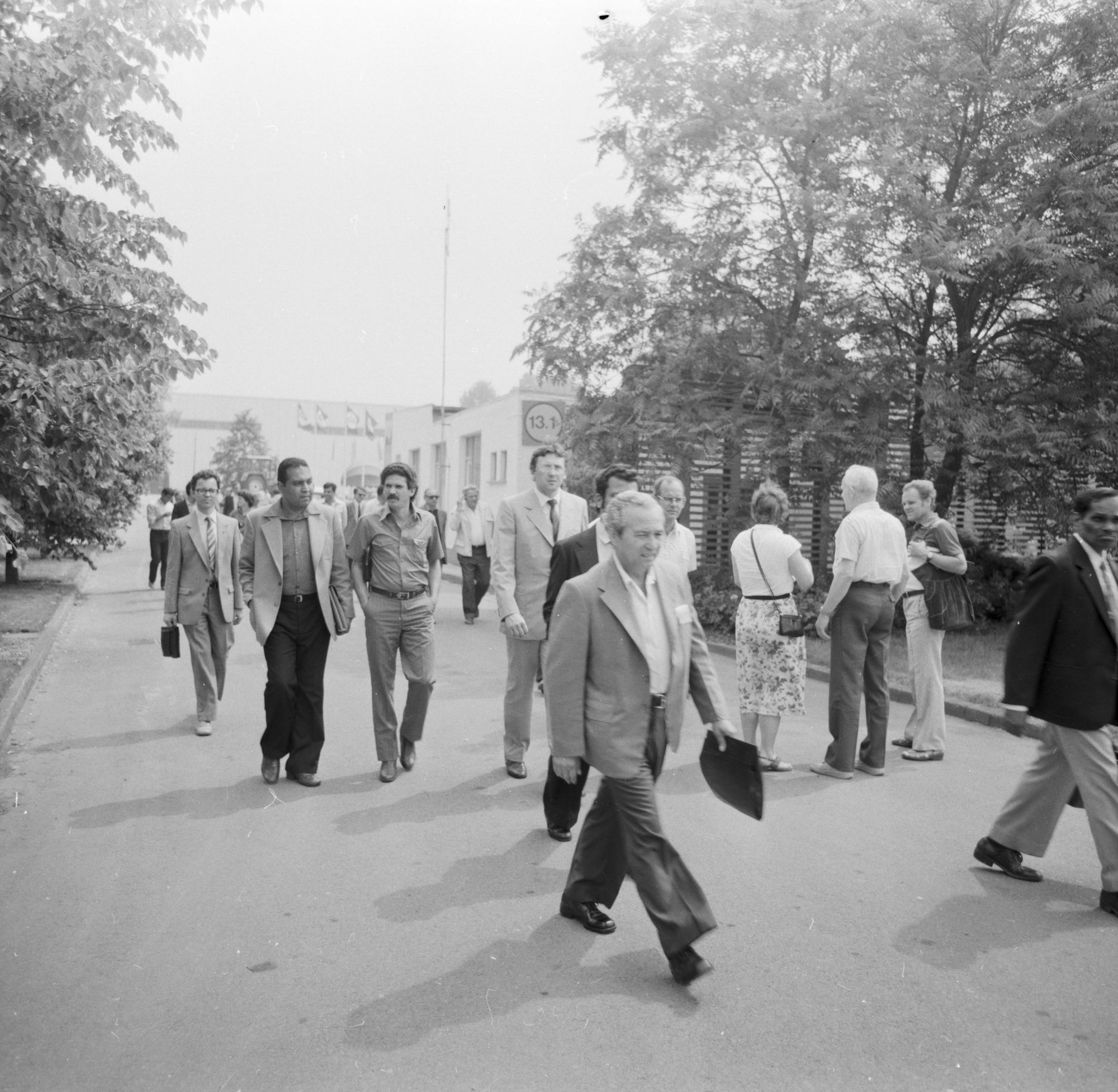 ZFF_4138_02_N005