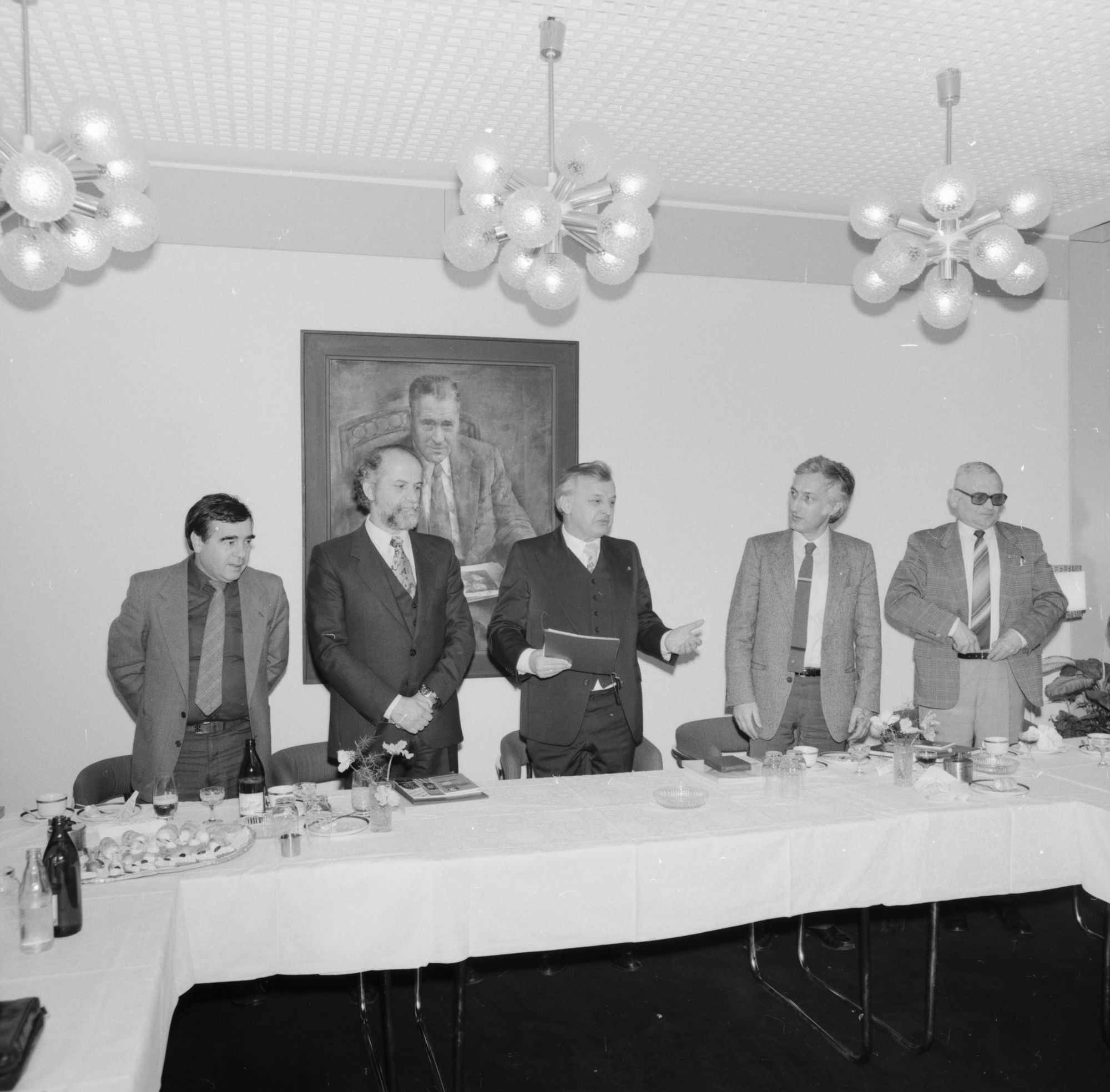 ZFF_4256_N009