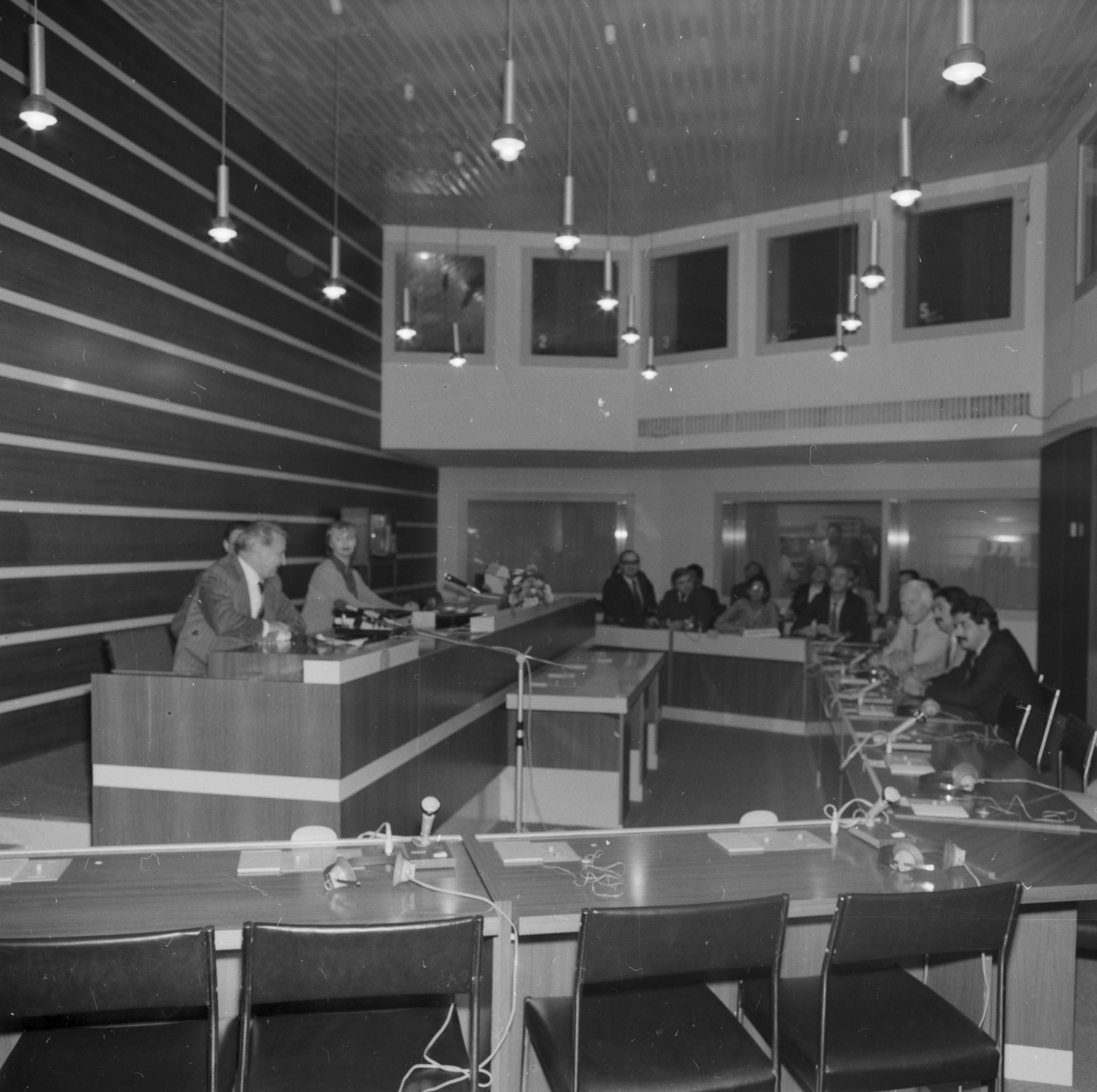 ZFF_4373_04_N002