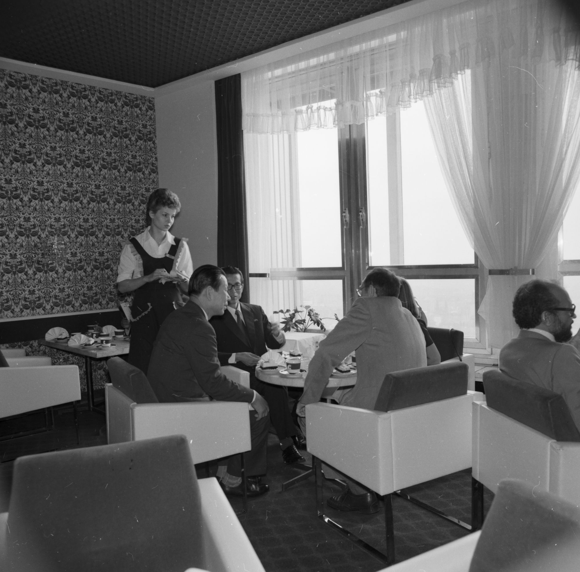 ZFF_4373_14_N002